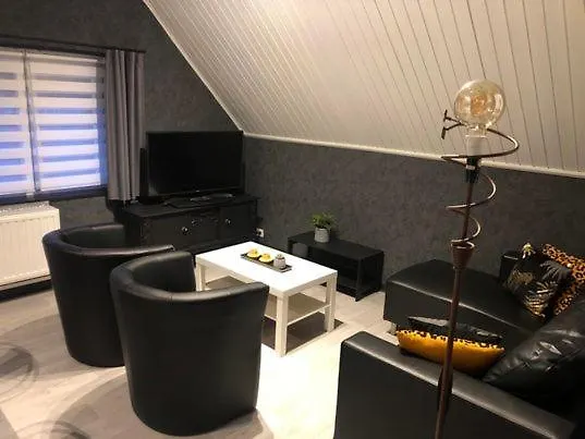 Le Montobuis Appartamento Couvin